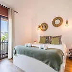 Charming Duplex On Marina Apartman