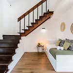 Charming Duplex On Marina *