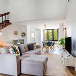 Charming Duplex On Marina Apartman *