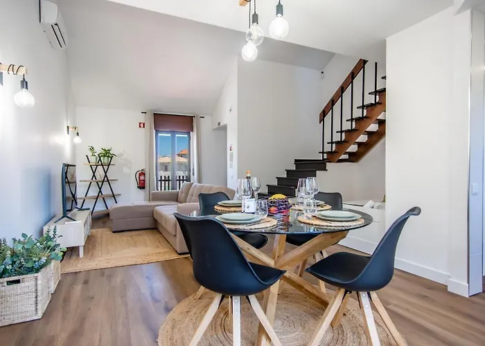 Charming Duplex On Marina Lejlighed *