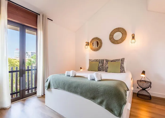 Charming Duplex On Marina * Quarteira