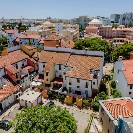 Charming Duplex On Marina