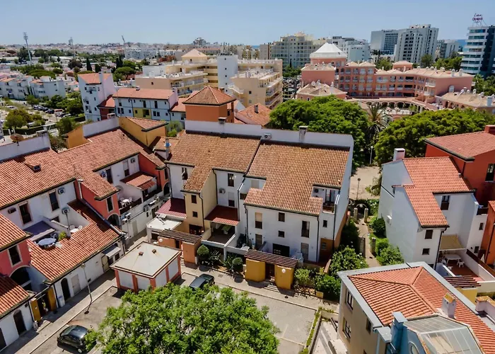 Charming Duplex On Marina