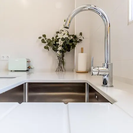 Апартаменты Charming Duplex On Marina