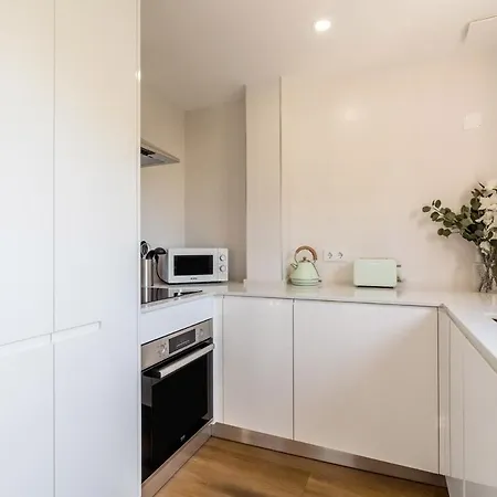 Charming Duplex On Marina Апартаменты