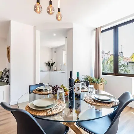 Charming Duplex On Marina * Картейра